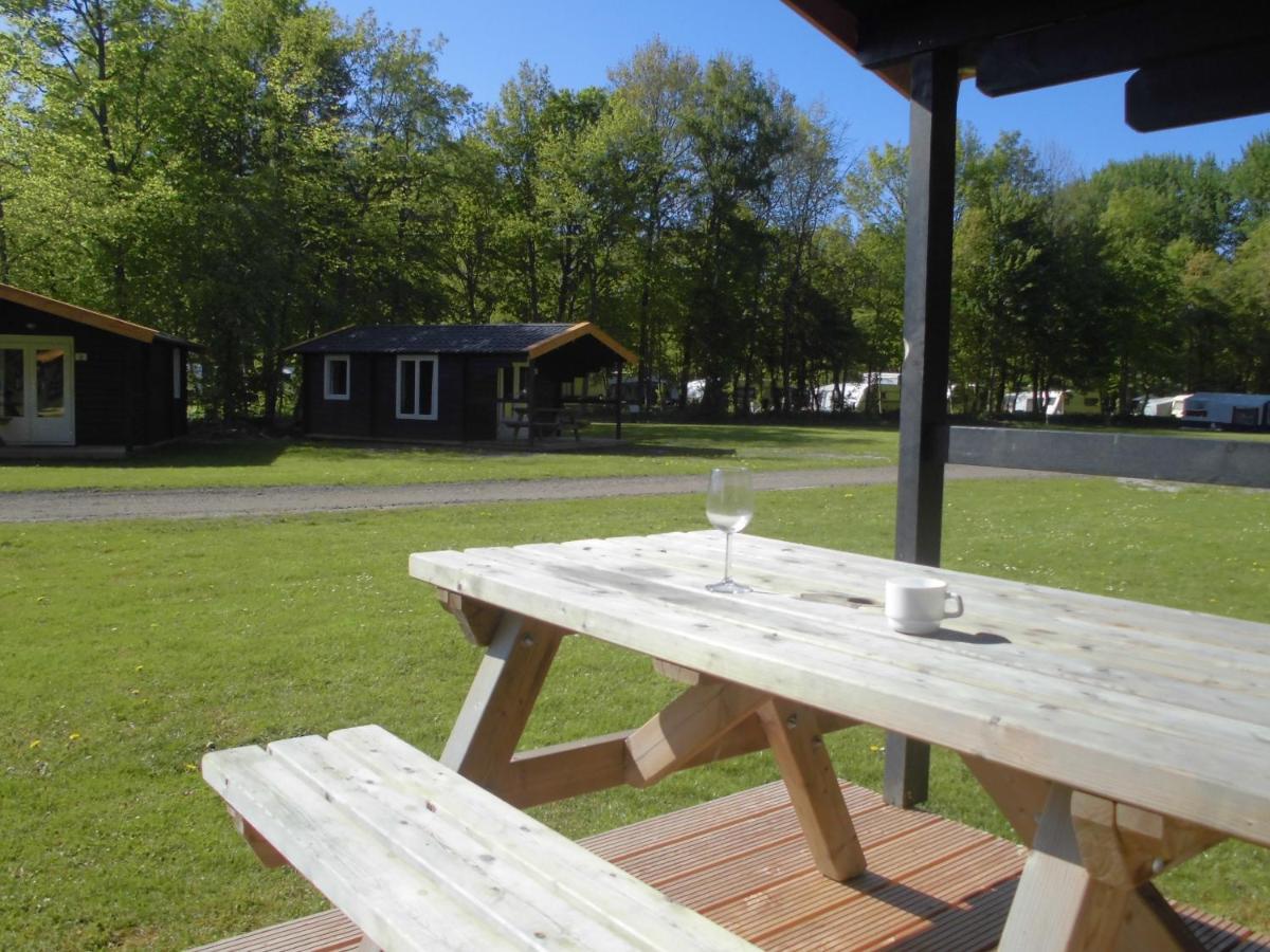 Vakantiepark T Urkerbos - Blokhutje Exterior foto
